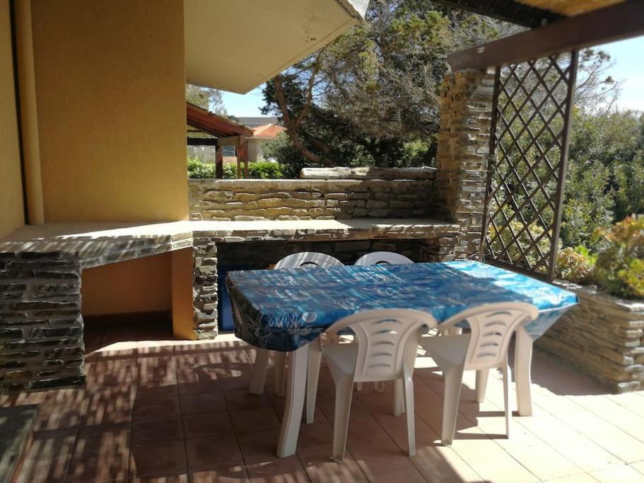 L' Elicriso, A Pochi Passi Dal Mare Con Giardino Privato - The Elicriso, A Few Meters From The Sea, With Private Garden Lejlighed Stintino Eksteriør billede