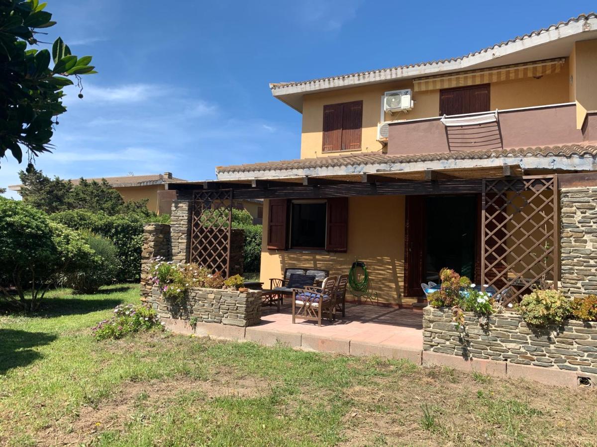 L' Elicriso, A Pochi Passi Dal Mare Con Giardino Privato - The Elicriso, A Few Meters From The Sea, With Private Garden Lejlighed Stintino Eksteriør billede